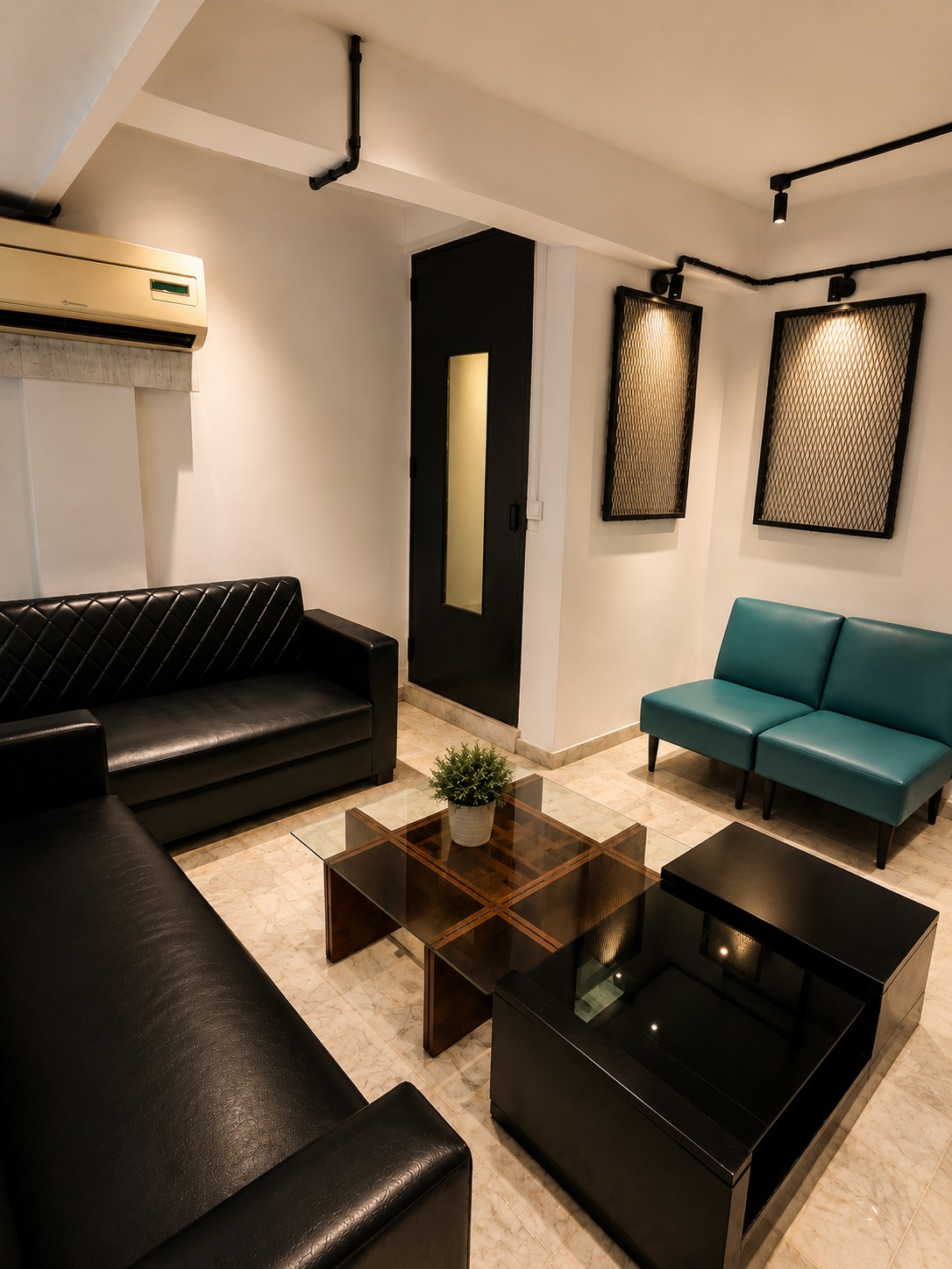 lounge_front
